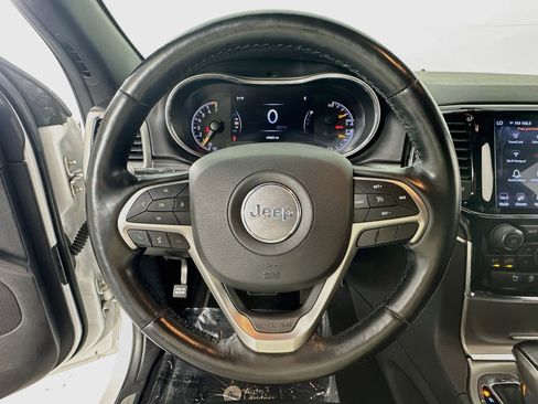 Used 2021 Jeep Grand Cherokee Limited AWD/4WD image 11