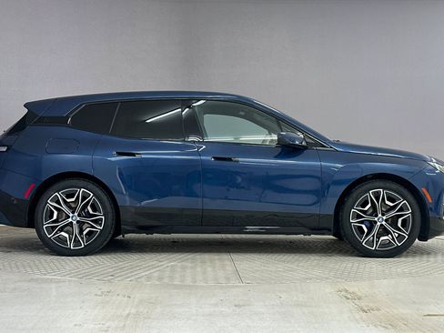 Certified 2023 BMW iX xDrive50 w/ Ultimate Package 2 image 8