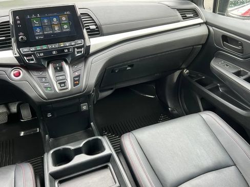 Used 2023 Honda Odyssey Sport image 32