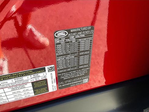 Used 2025 Land Rover Range Rover Sport SE image 33