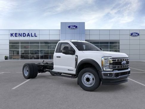 New 2025 Ford F600 4x4 Regular Cab Super Duty w/ XL Chrome Package image 7