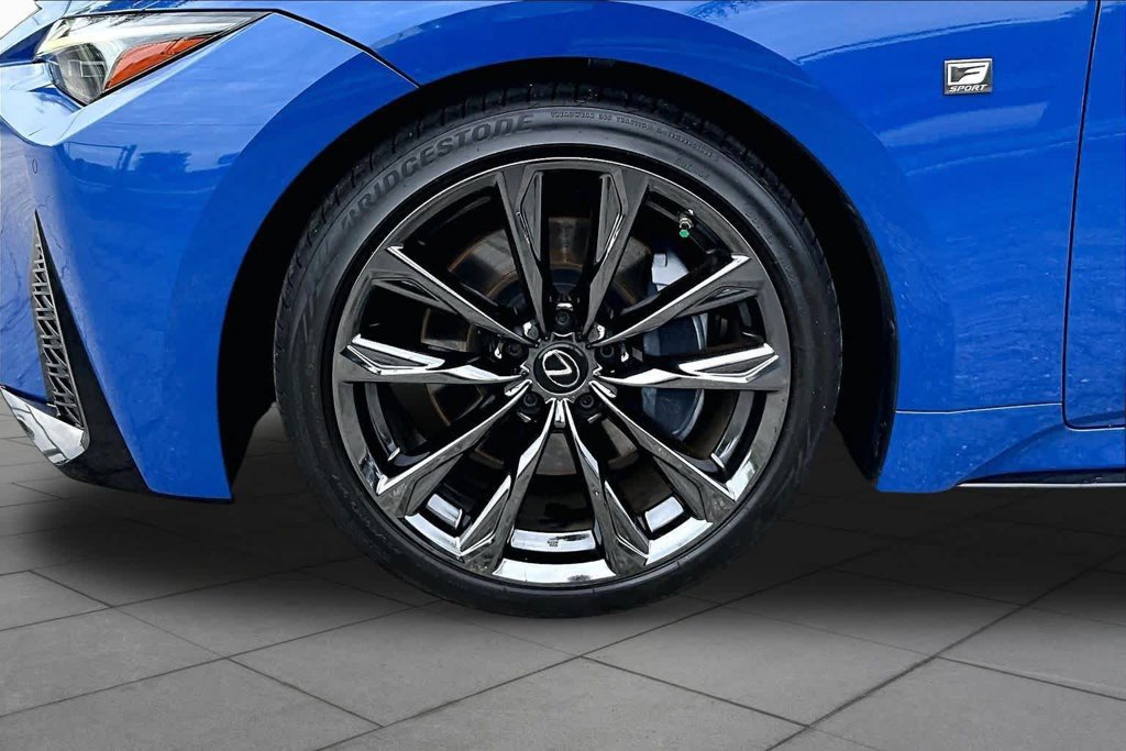 Used 2022 Lexus IS 350 F Sport w/ Navigation Package RWD image 10