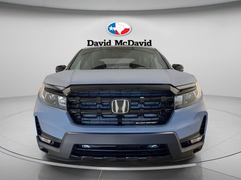 New 2026 Honda Ridgeline Black Edition image 9