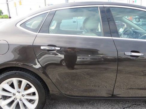 Used 2014 Buick Verano FWD image 40