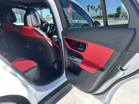 New 2026 Mercedes-Benz GLC 300 image 19