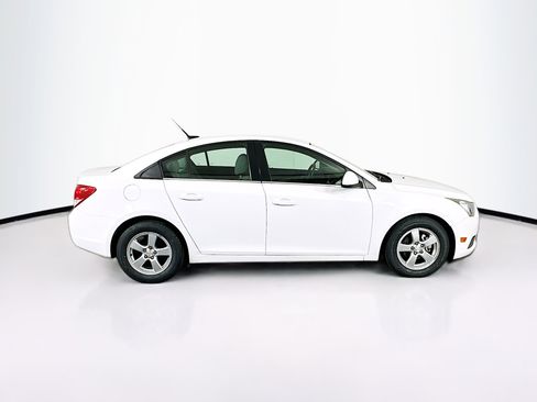 Used 2014 Chevrolet Cruze LT image 10