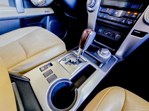 Used 2022 Toyota 4Runner Limited image 20