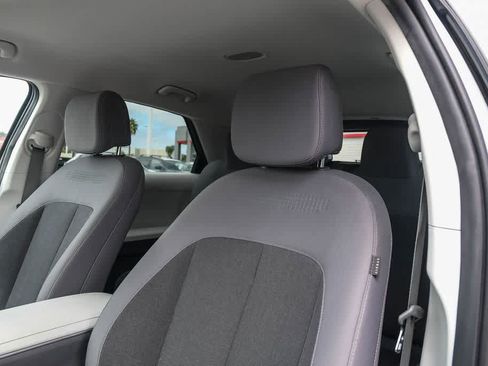 Used 2024 Hyundai Ioniq 5 SE RWD image 18