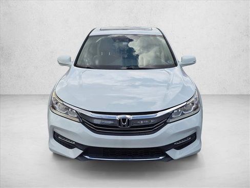 Used 2016 Honda Accord EX image 2