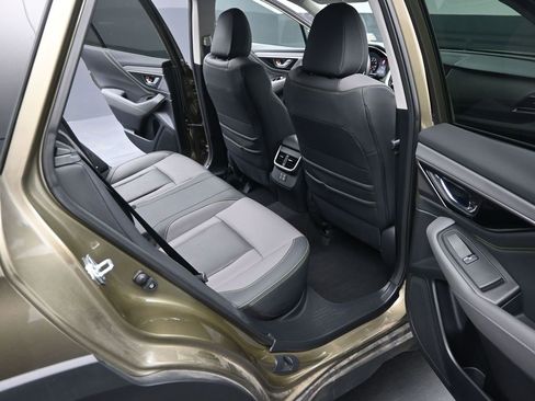 Used 2024 Subaru Outback Onyx Edition image 28