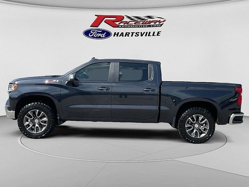 Used 2024 Chevrolet Silverado 1500 LT AWD/4WD image 4