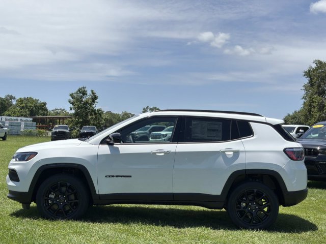 New 2026 Jeep Compass Latitude AWD/4WD image 15