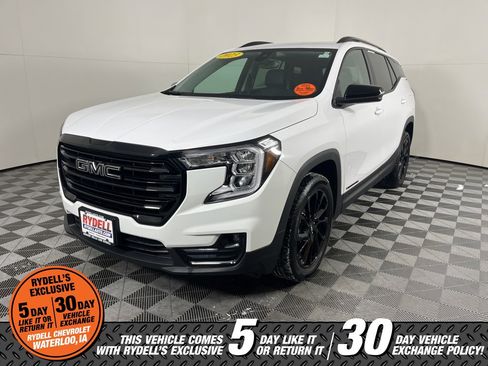 Certified 2023 GMC Terrain SLT w/ Infotainment Package II image 12