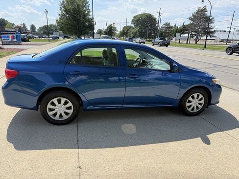 Used 2009 Toyota Corolla LE FWD image 4