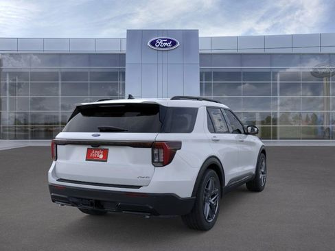 New 2026 Ford Explorer ST-Line w/ ST-Line Street Pack image 8