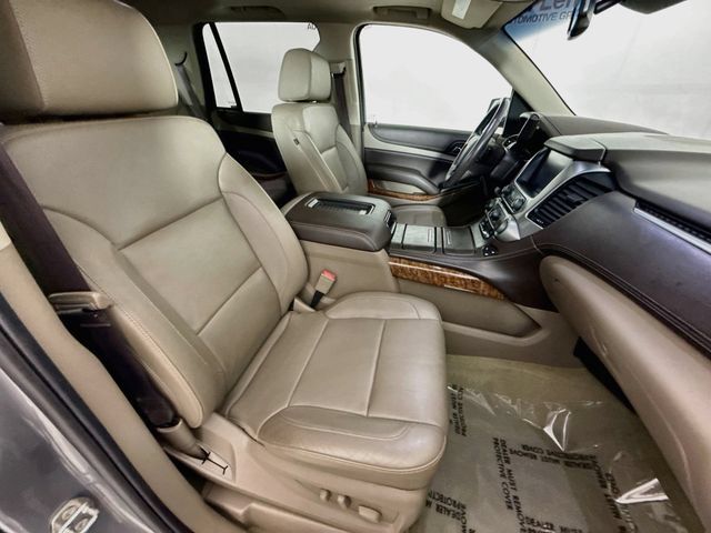 Used 2018 Chevrolet Tahoe Premier AWD/4WD image 32