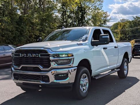 New 2026 RAM 3500 Tradesman image 8