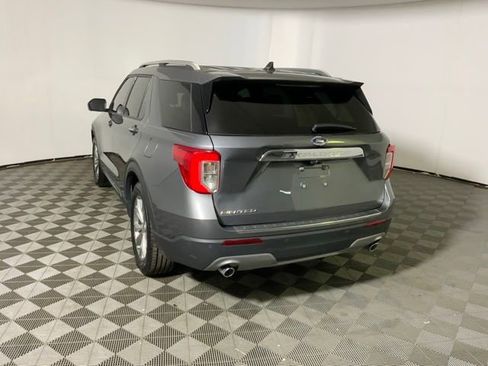 Used 2021 Ford Explorer Limited w/ Equipment Group 301A RWD image 9