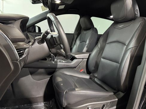Certified 2023 Cadillac XT4 Sport w/ LPO, Onyx Lite Package AWD/4WD image 4