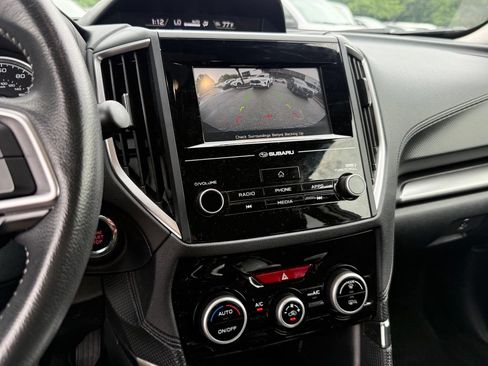 Certified 2024 Subaru Forester Premium AWD/4WD image 17