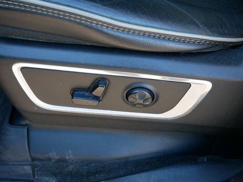 Used 2020 RAM 1500 Laramie w/ Sport Appearance Package image 20