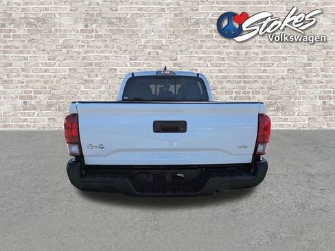 Used 2023 Toyota Tacoma SR5 w/ Technology Package AWD/4WD image 5