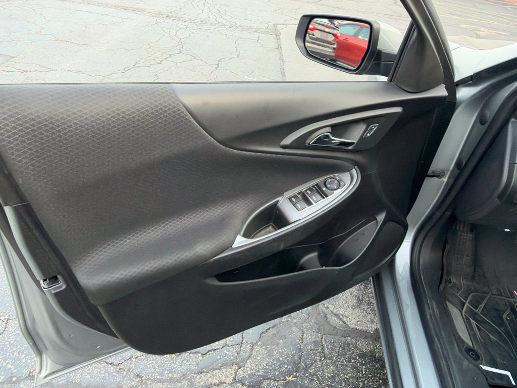Used 2024 Chevrolet Malibu LS FWD image 17