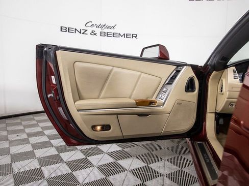 Used 2008 Cadillac XLR image 20