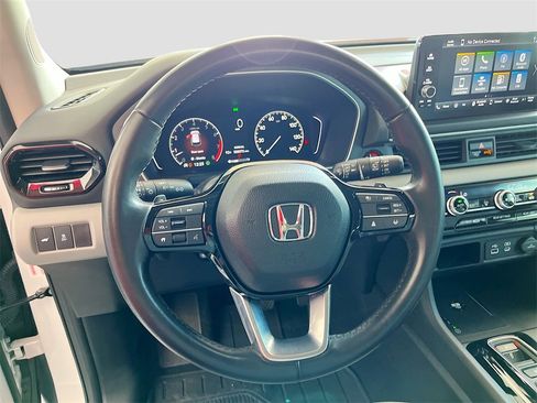 Used 2023 Honda Pilot EX-L image 11