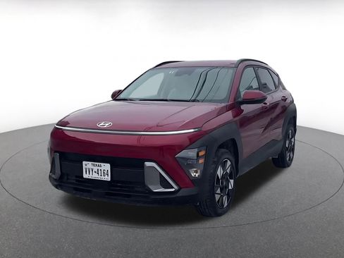 Used 2025 Hyundai Kona SEL image 7