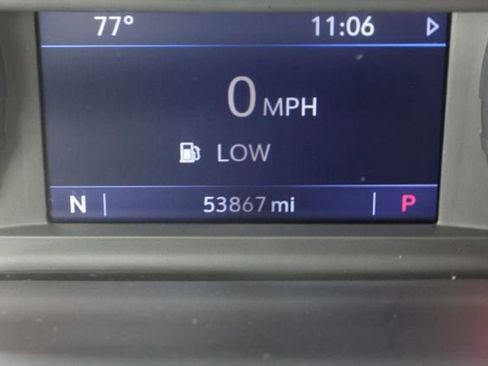 Used 2021 Chevrolet Suburban RST w/ Luxury Package image 16