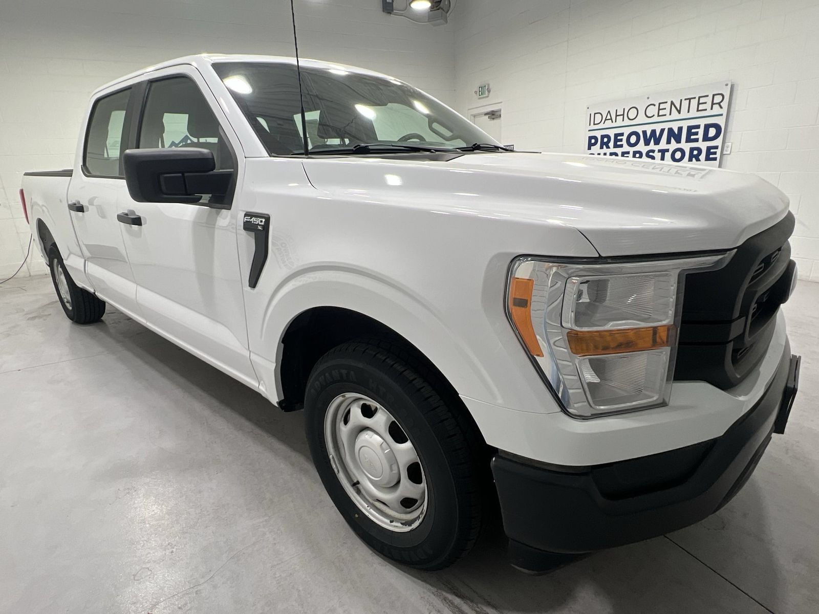 Used 2022 Ford F150 XL w/ Equipment Group 101A High RWD image 2