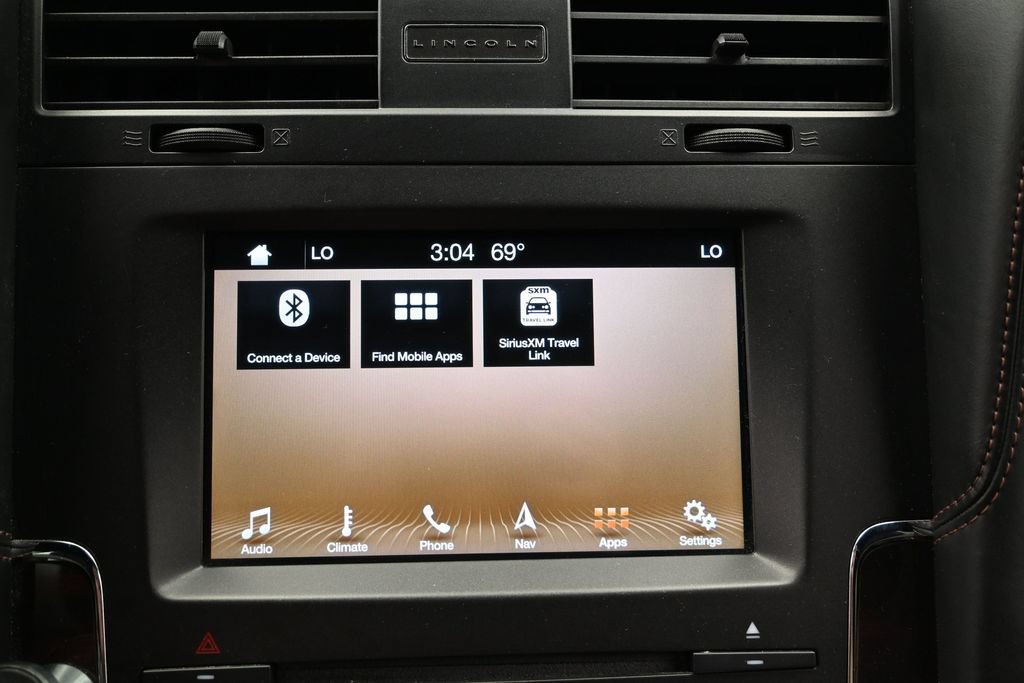 Used 2016 Lincoln Navigator Reserve AWD/4WD image 37