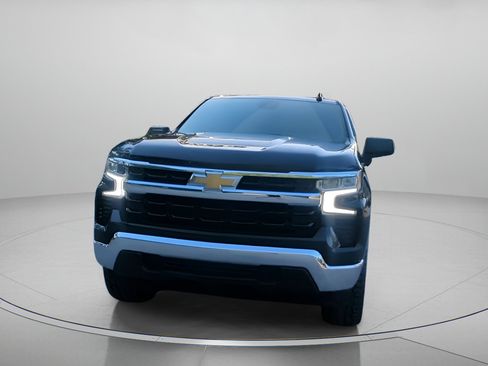 Used 2022 Chevrolet Silverado 1500 LT w/ Protection Package RWD image 8