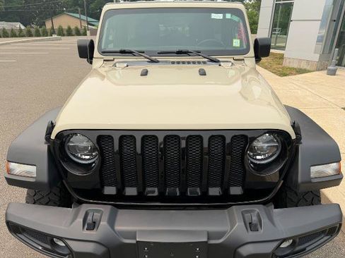 Used 2022 Jeep Wrangler Unlimited Sport AWD/4WD image 5