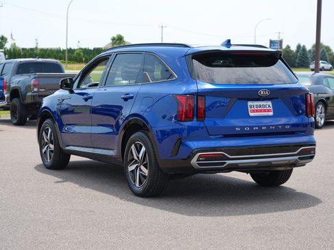 Used 2021 Kia Sorento S w/ Panoramic Sunroof Package FWD image 5