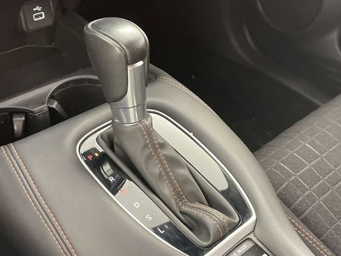 Used 2024 Honda HR-V Sport image 13