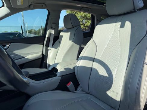 Used 2021 Acura RDX FWD w/ Advance Package image 11