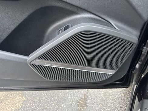 Certified 2025 Audi Q5 2.0T Premium Plus w/ Premium Plus Package image 27