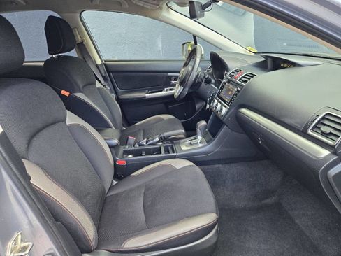 Used 2017 Subaru Crosstrek 2.0i Premium AWD/4WD image 12