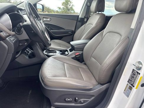 Used 2017 Hyundai Santa Fe Sport FWD image 10
