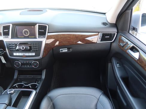 Used 2012 Mercedes-Benz ML 350 4MATIC image 15