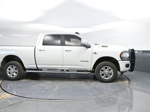 Used 2023 RAM 2500 Laramie AWD/4WD image 12