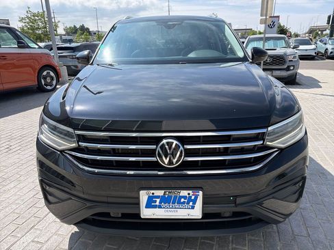 Certified 2023 Volkswagen Tiguan SE w/ Panoramic Sunroof Package AWD/4WD image 10