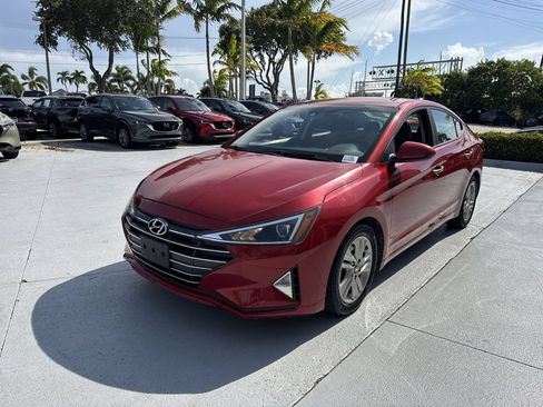 Used 2019 Hyundai Elantra SEL FWD image 9