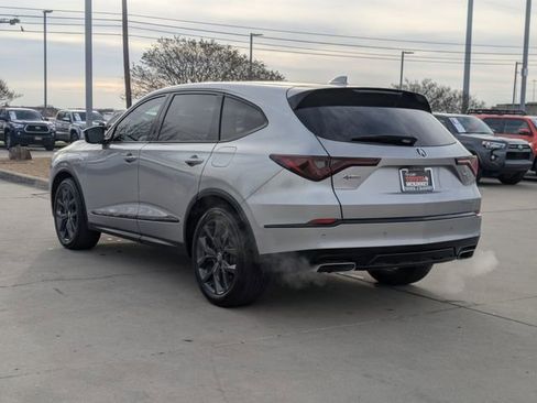 Used 2023 Acura MDX A-Spec image 8