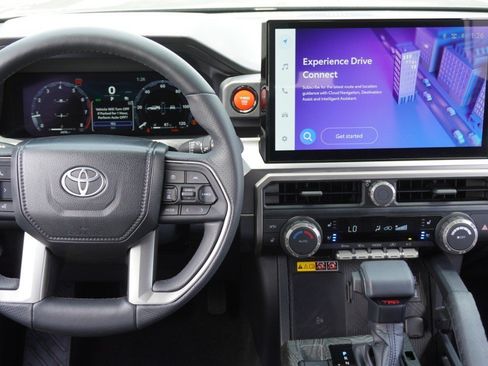 Used 2026 Toyota 4Runner TRD Off-Road Premium AWD/4WD image 31