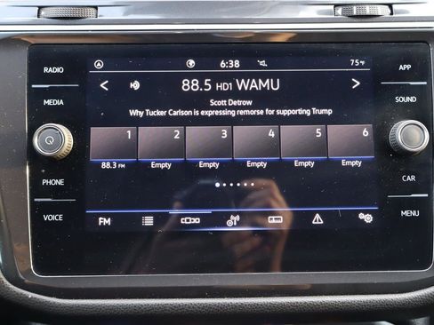 Certified 2024 Volkswagen Tiguan SE FWD image 20