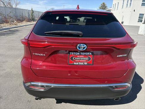 Certified 2023 Toyota Venza Limited image 1