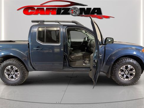 Used 2015 Nissan Frontier PRO-4X w/ Pro-4x Luxury Package AWD/4WD image 17